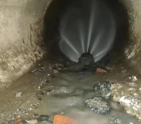 临城镇市政管道清淤